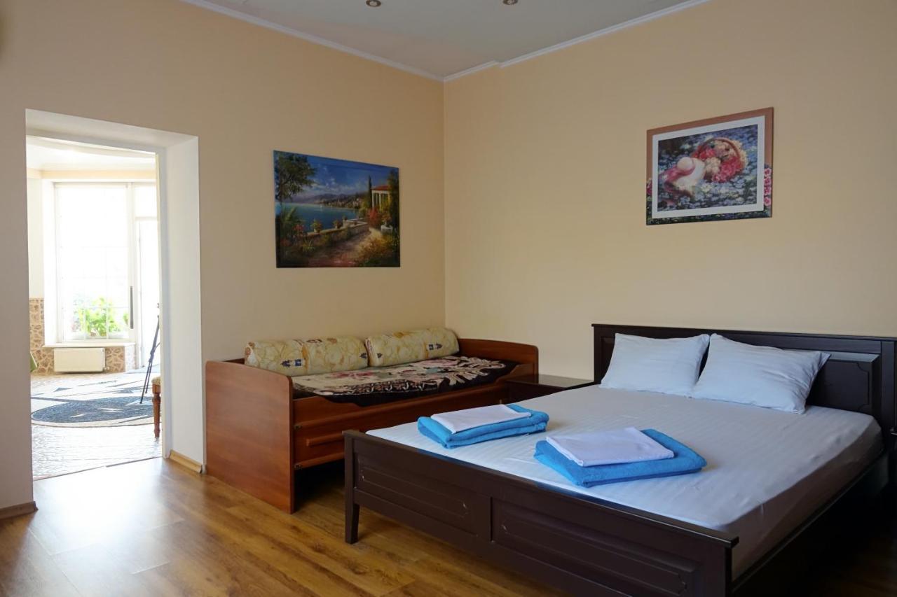 White House Apartments Odessa Exterior foto