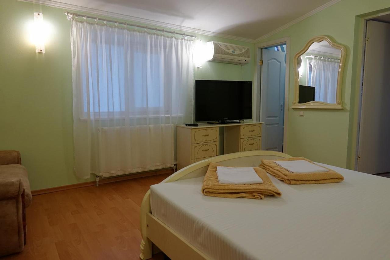 White House Apartments Odessa Exterior foto