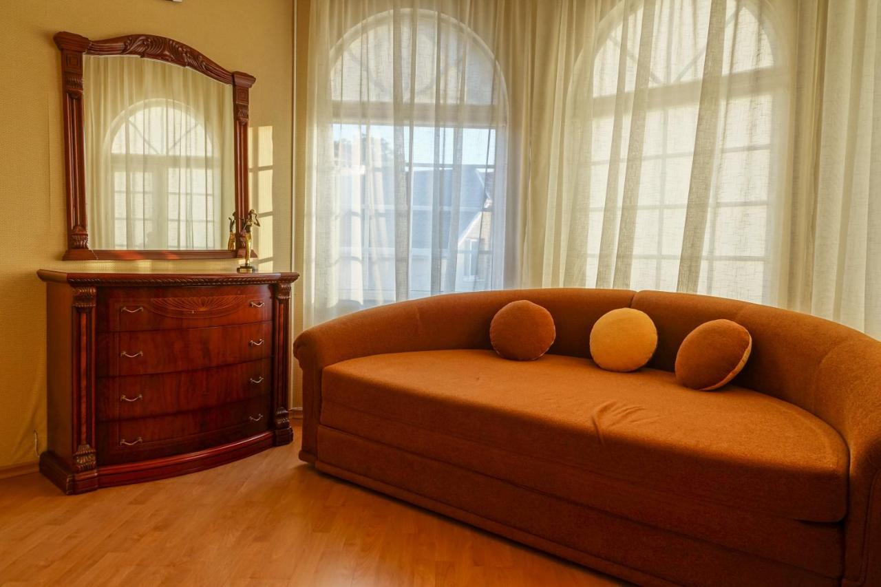 White House Apartments Odessa Exterior foto