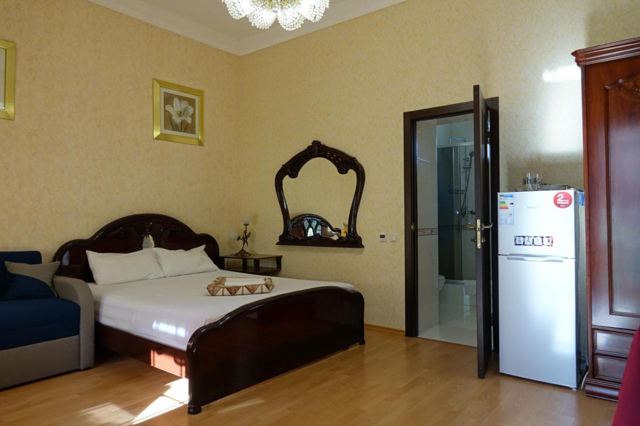 White House Apartments Odessa Exterior foto