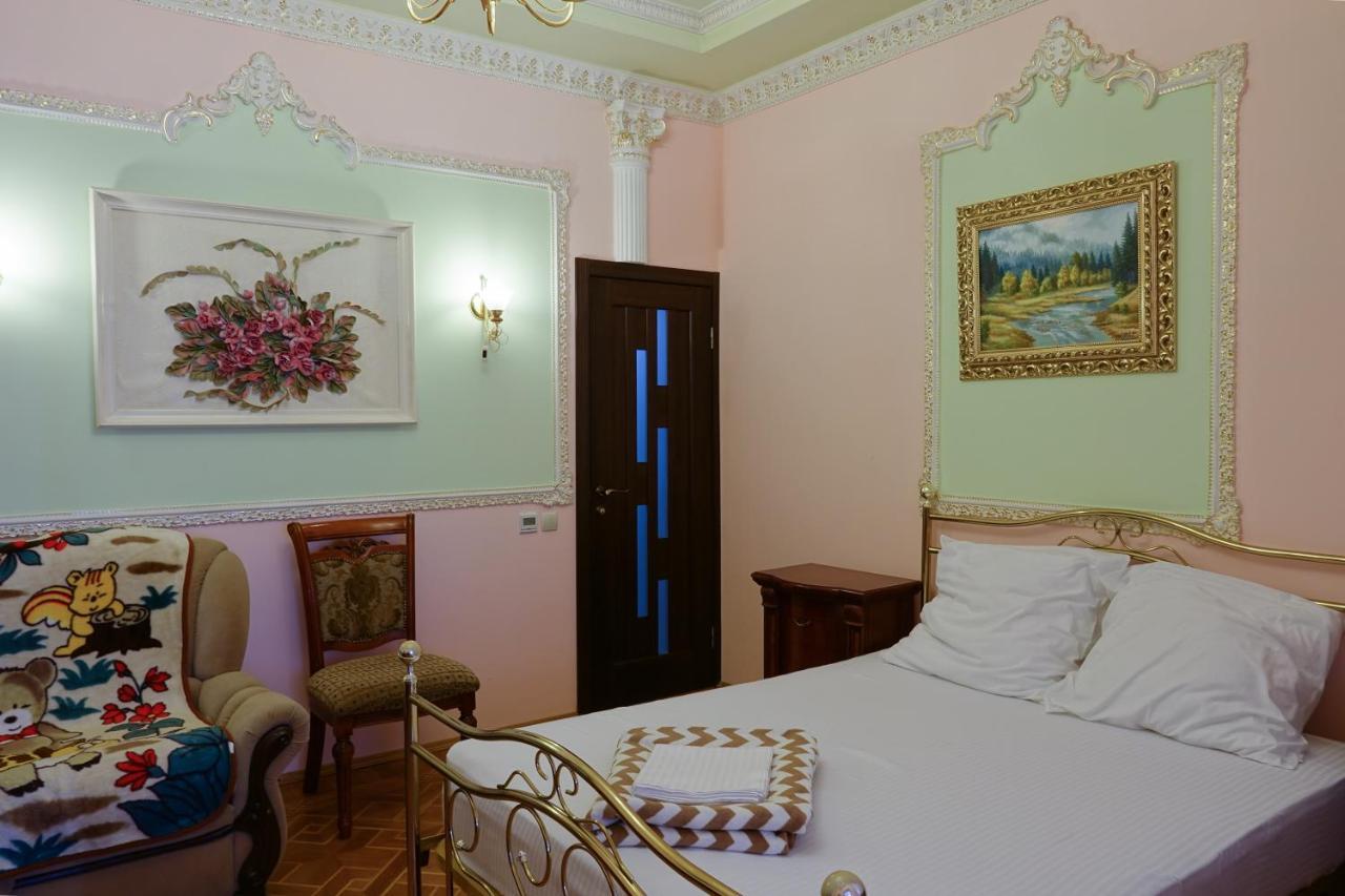 White House Apartments Odessa Exterior foto